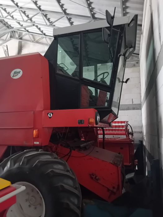 Sprzedam kombajn Bizon Z056