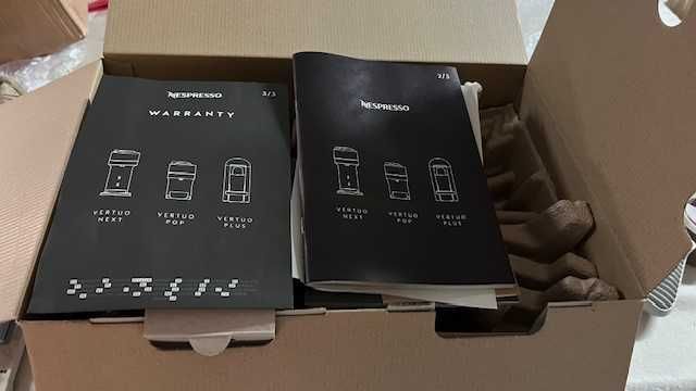 Máquina Café Nespresso Vertuo Pop Aqua Mint