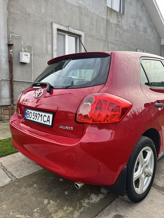 Toyota Auris 2008 1.4 дизель!