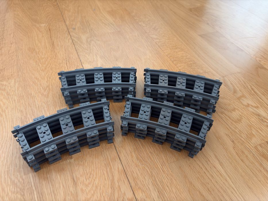 16 peças de linha de comboio Lego Original