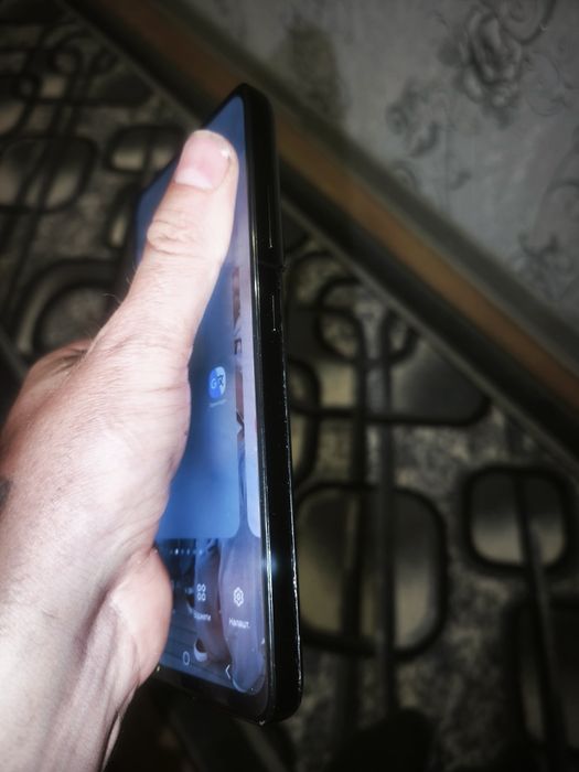Продам Samsung s21 ultra 5g 8/128