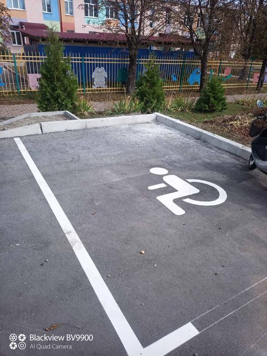 Розмітка доріг, АЗС, паркінгів і т.д.