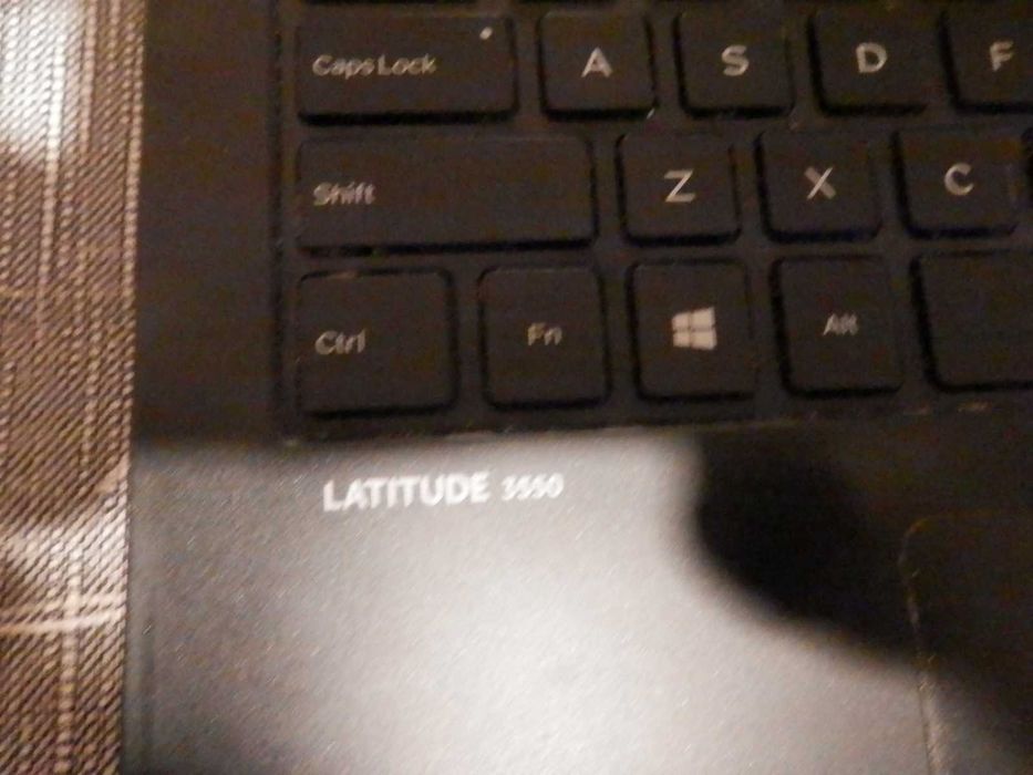Dell Latitude 3550 i5-5200U 16GB 256GB SSD  Windows 10