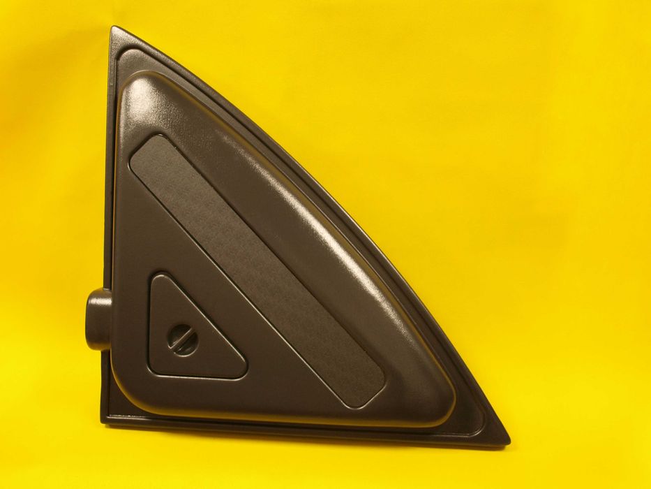 Pokrywa narożna DELTA 72x72 T82x15W