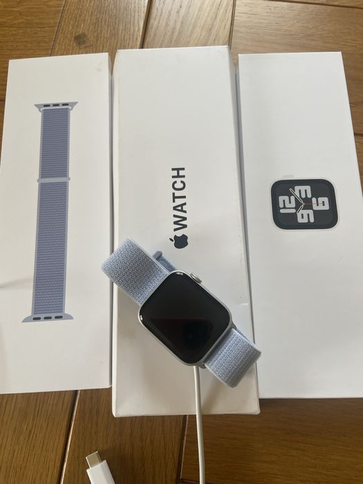 Apple WatchSE2(2024)GOS 44mm Silver Aluminium Case with Blue