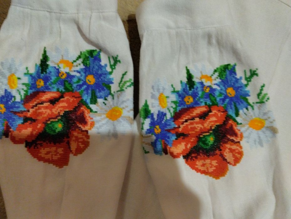 Вишиванка льон ручна робота 42-44