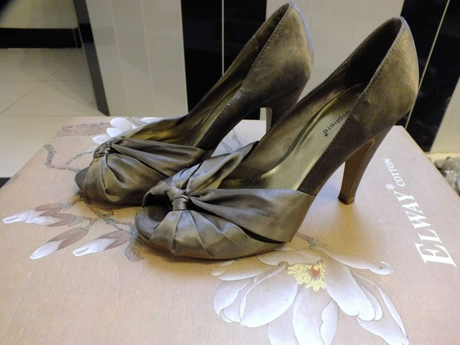 Buty rozmiar - 38
