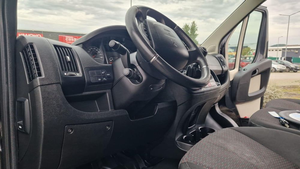 Peugeot Boxer Premium