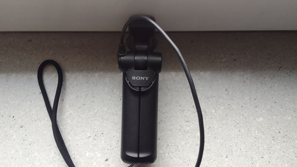 Statyw z pilotem do kamery Sony GP-AVT1