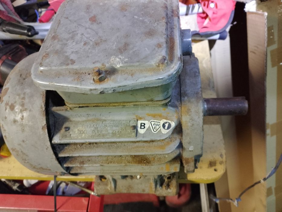 Silnik elektryczny trójfazowy 1,5 kW 2845 obr/min EMA-LEDA
