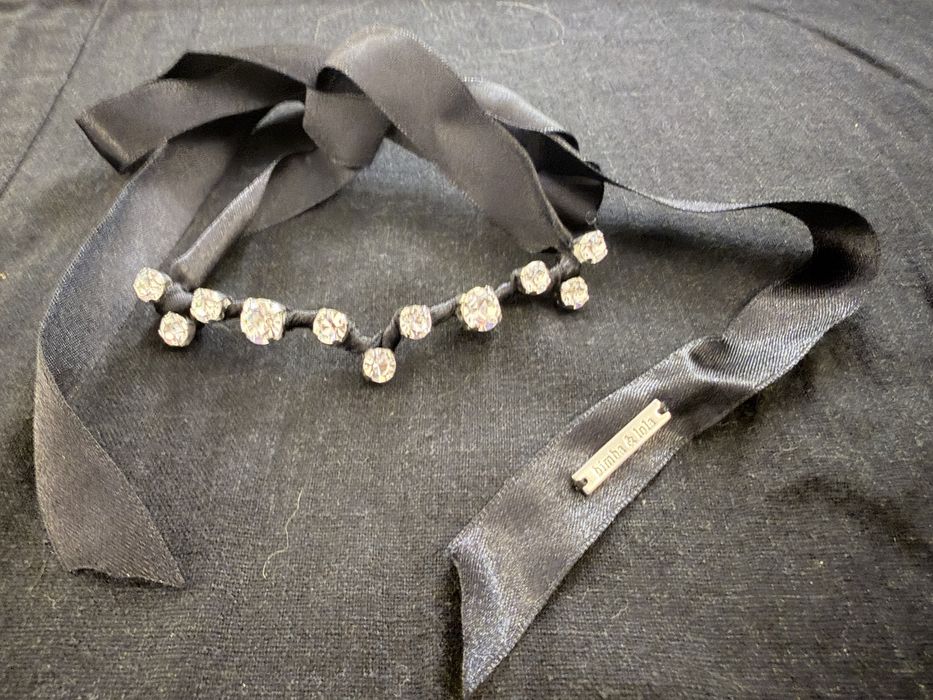 Colar e pulseira fita Bimba y Lola com cristais – original