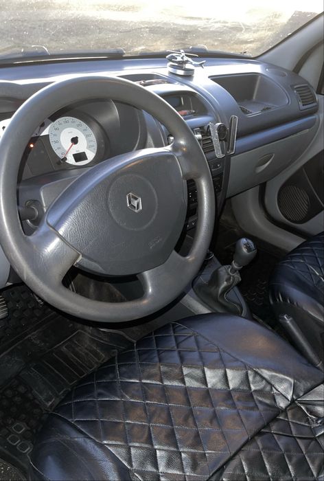 Продам машину Renault Symbol