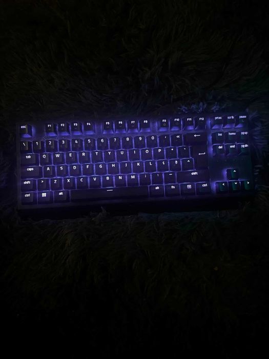 Vendo teclado RAZER Blackwidow V3 (TKL)