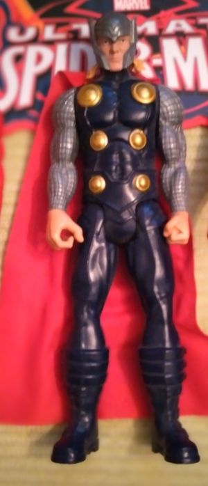 4 Figuras Marvel da Hasbro
Thor, Spider-Man, Homem de Ferro (Iron Man) e Spyder-Knight (Cavaleiro Aranha) da linha Marvel Avengers Titan Hero