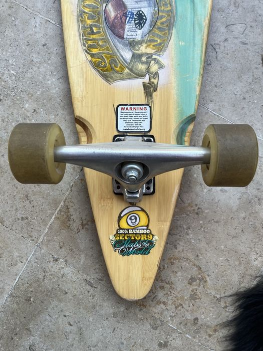Skate Sector 9 longboard