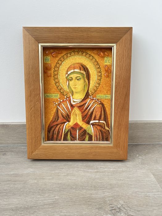 Икона из янтаря.