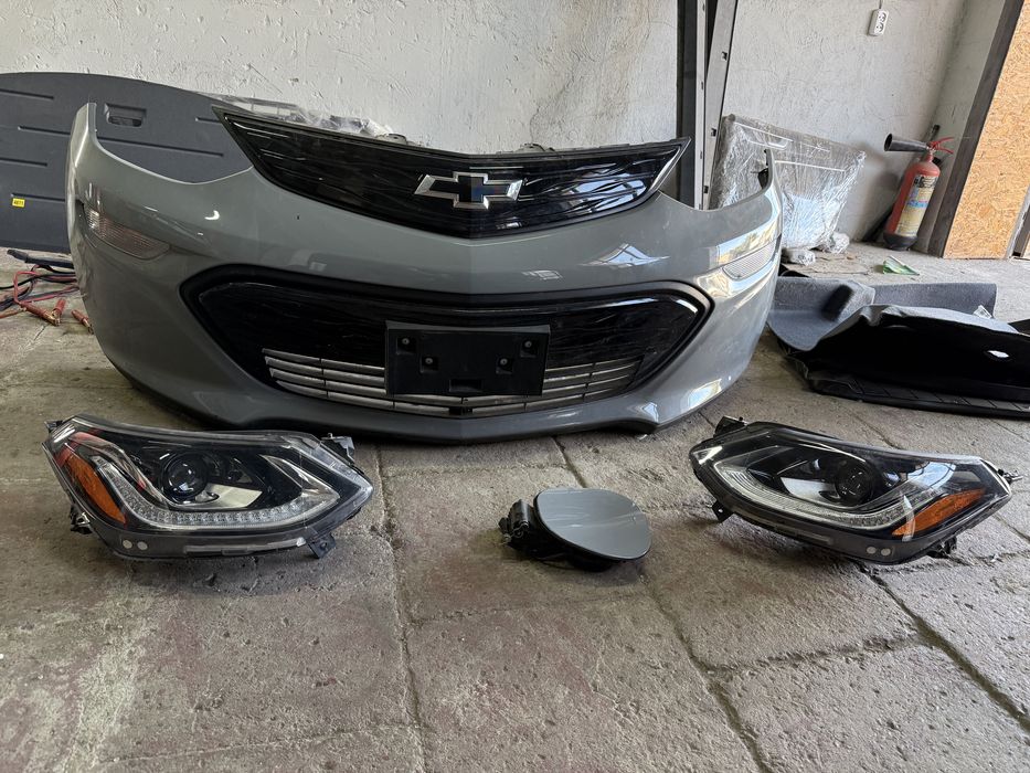 Бампер в сборе Chevrolet Bolt EV 2020
