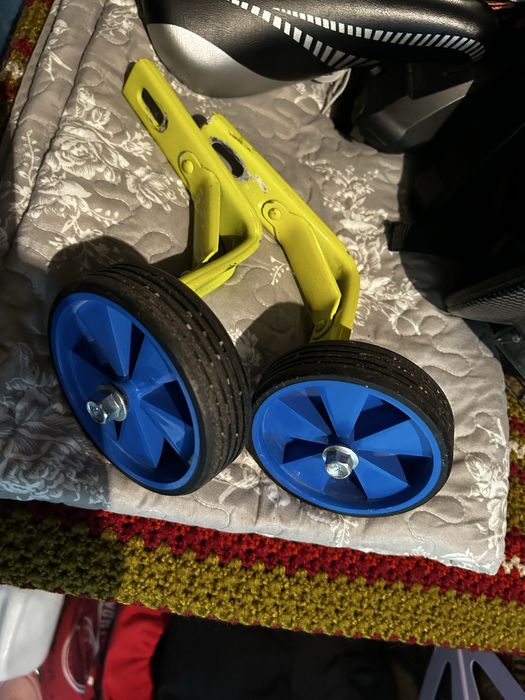 Kółka boczne do rowerku