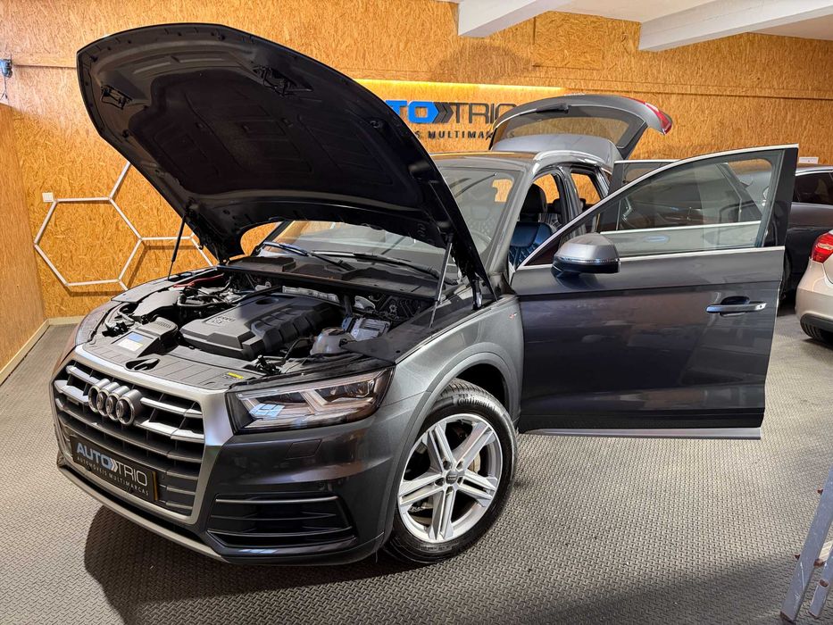 AUDI Q5 2.0TDi S-Line S-tronic Quattro Auto Quadrante Digital