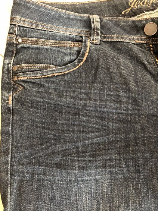 Spodnie  jeansy