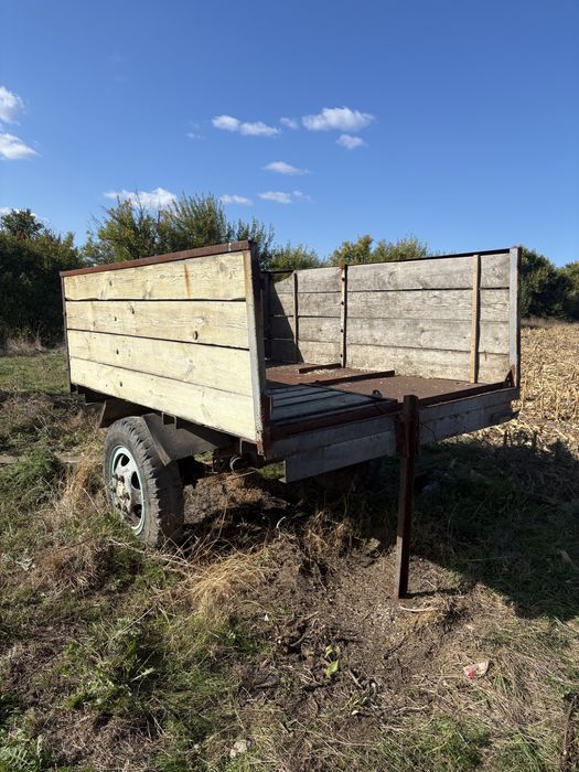 Продається тракторний причіп