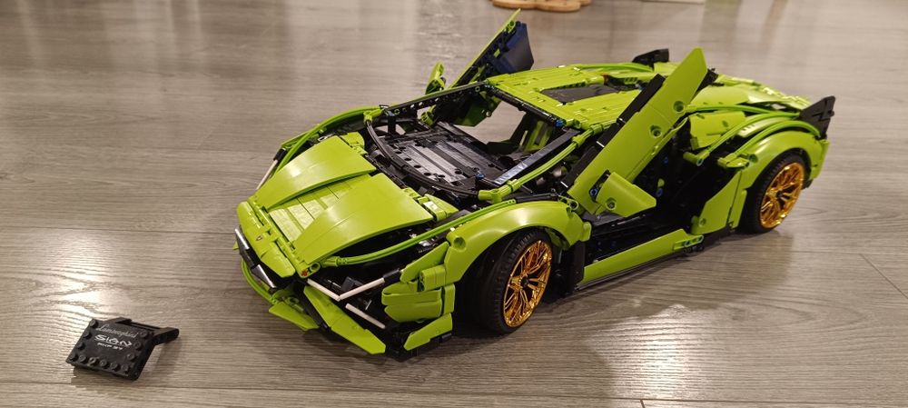 Lamborghini Sian FKP 37