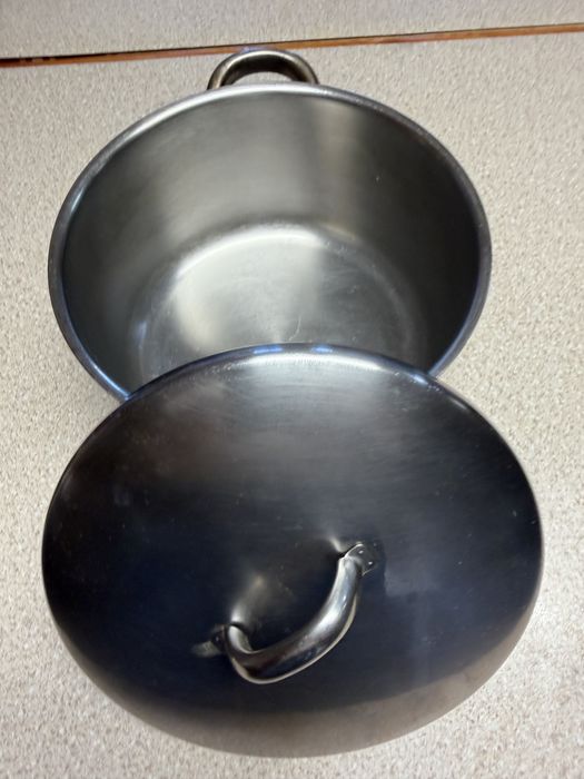 Tachos varios em inox em excekente estado