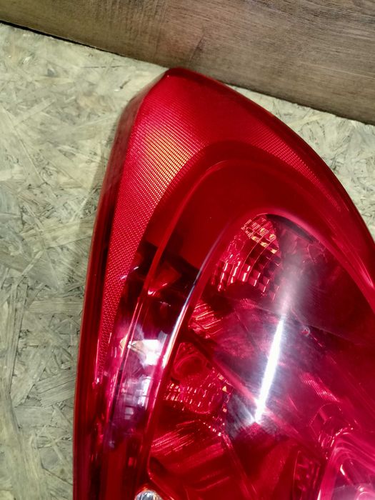 Hyundai i20 I 20 FL lift lampa tył tylna prawa lewa oryginał demontaż