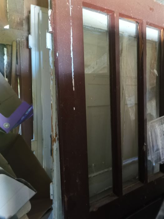 Drzwi drewniane, białe, starodawne, różne wymiary.