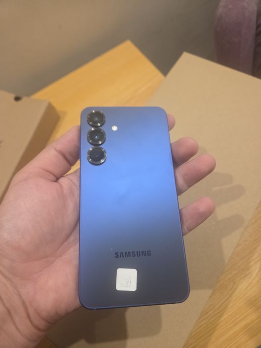 Продам Samsung S25 Navy Blue 256