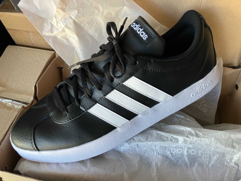 Ténis/Sapatilhas novas em caixa 46