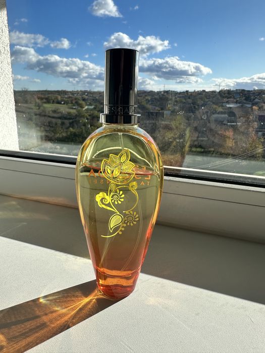 Продам туалетну воду Escada