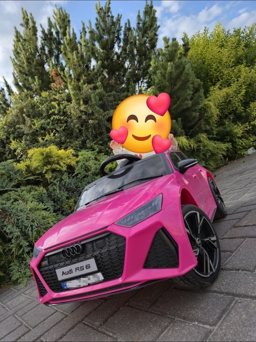 Samochód różowy dla dziewczynki Auto na akumulator AUDI RS 6 4 silniki 4x4 EVA Skóra Pilot 2.4 G Tablice