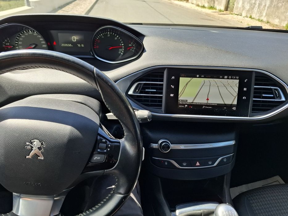 Peugeot 308 SW em Excelente Estado | GPS | Android Auto & Apple CarPla