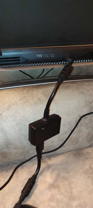 Адаптер Clevo AC-200 для подключения двух блоков питания к ноутбуку