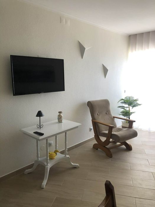 T1 com vista mar a 50 m da praia, em Armacão de Pêra