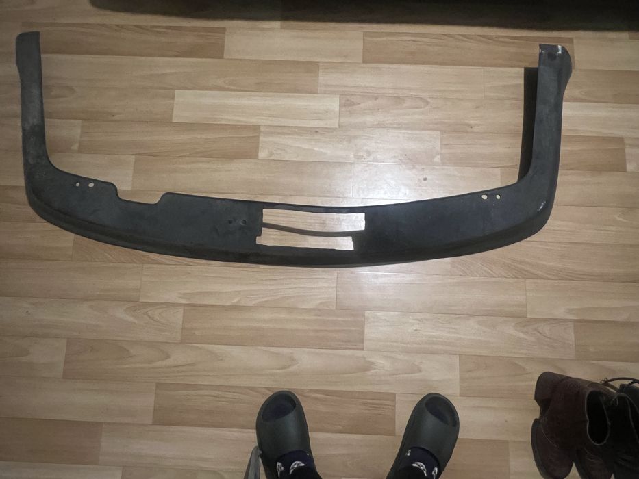 Нижняя губа VW Bora 1998-2005