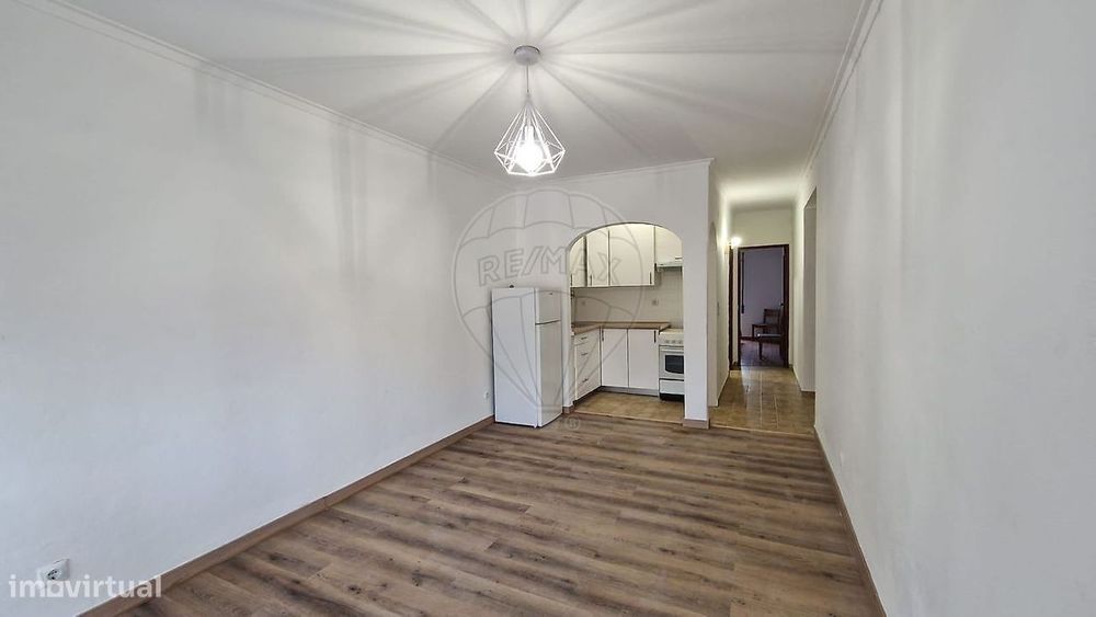 Apartamento T1 para arrendamento