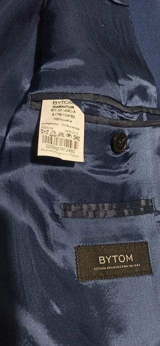 Garnitur marynarka spodnie Bytom granatowy 100% wełna + koszula gratis