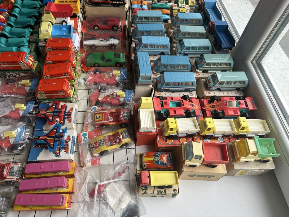 Ігрушка ссср Машинка в Коробці