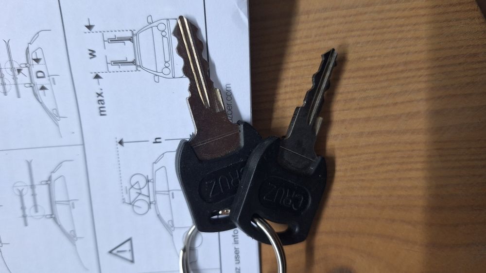 Barras tejadilho e porta skis para Ford Focus