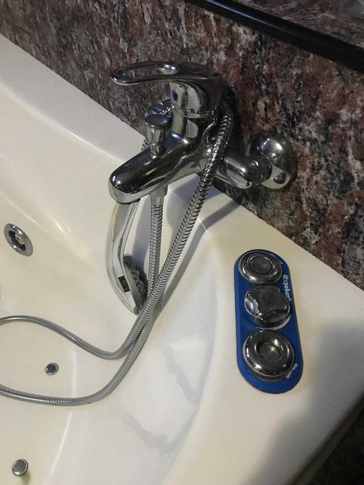 Banheira Hidromassagem de canto