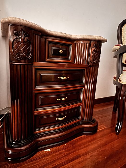 Quarto de madeira MOGNO maciço