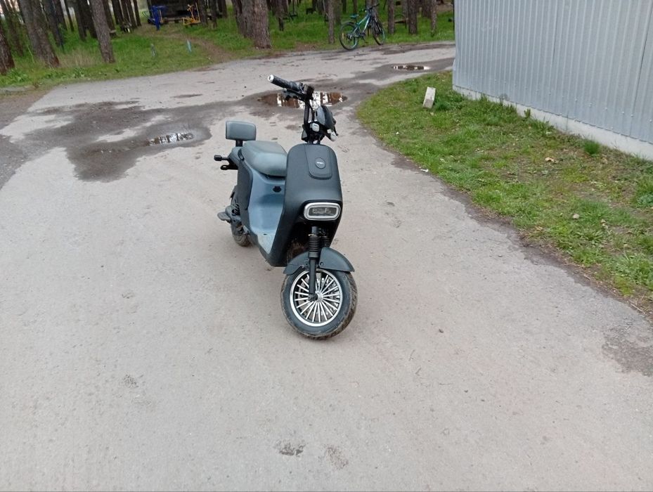 Продам электро скутер Fada moai