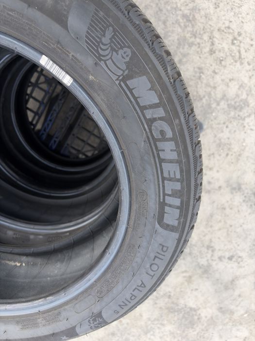 205/60 R16 Michelin Pilot Alipin5.Шины зимние!