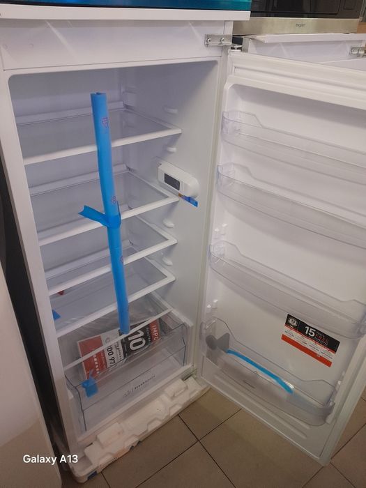 Frigorifico  encastrar  NOVO