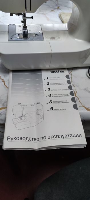 Швейна машинка Brother L-30