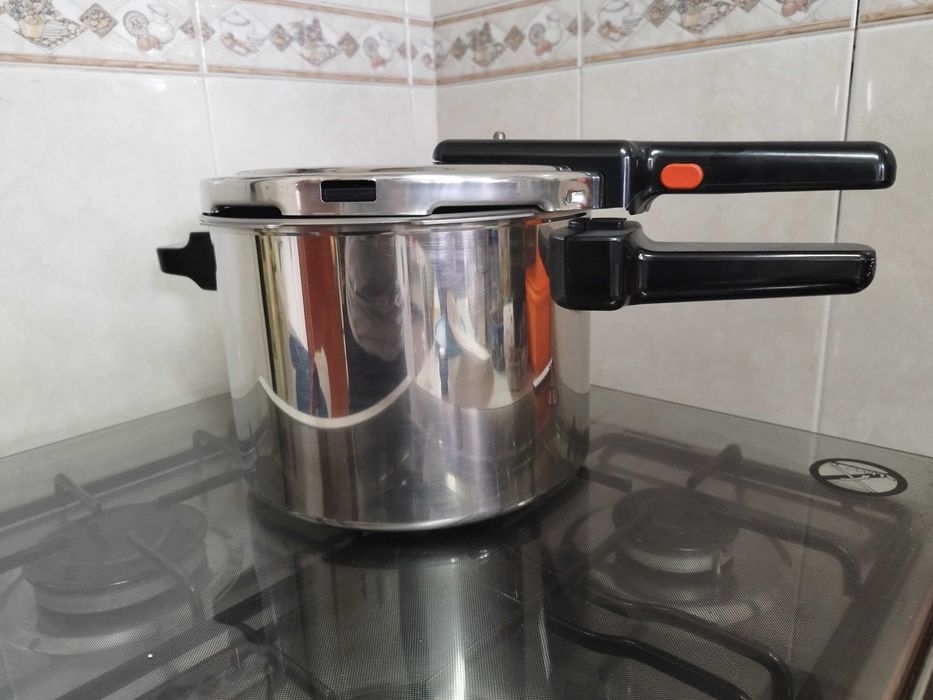 Panela de Pressão 6L