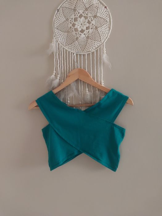Nowy crop top XS 34 Gina Tricot zielony asymetryczny