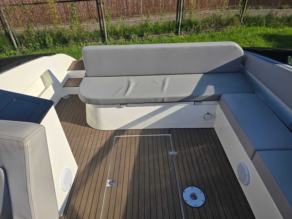 Łódź motorowa NAVIA ONE